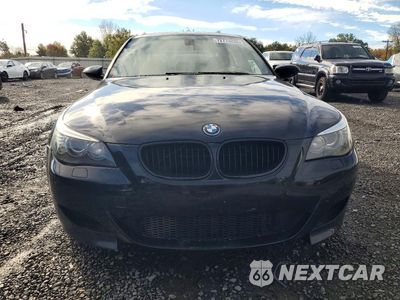 Piąte zdjęcie samochodu w środku: 2008 BMW M5 VIN:WBSNB93598CX08066 - miniatura