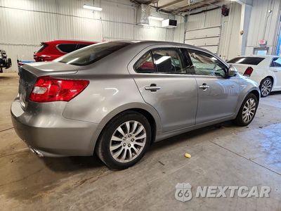 Trzecie zdjęcie samochodu z tyłu: 2010 SUZUKI KIZASHI SE VIN:JS2RE9A3XA6101203 - miniatura