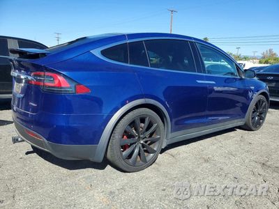 Trzecie zdjęcie samochodu z tyłu: 2016 TESLA MODEL X VIN:5YJXCBE43GF002415 - miniatura