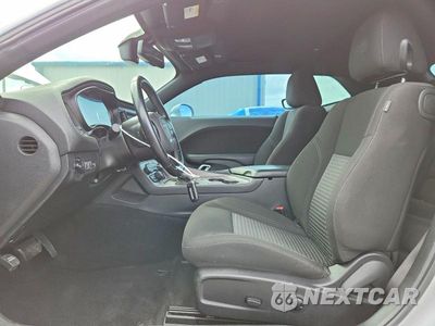 Zdjęcie 7 z 12 samochodu: 2023 DODGE CHALLENGER SXT VIN:2C3CDZAG9PH553466 - miniatura
