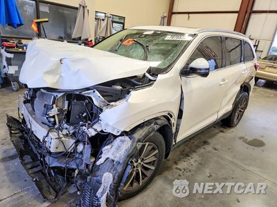 2019 TOYOTA HIGHLANDER XLE 5TDKZRFH1KS333016 - główne zdjęcie licytacji z USA - miniatura