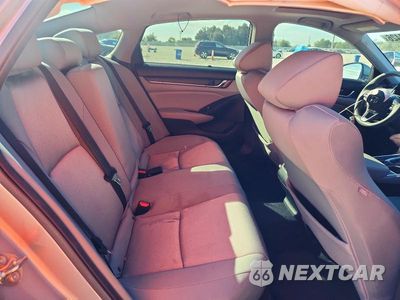 Zdjęcie 10 z 12 samochodu: 2019 HONDA ACCORD EX VIN:1HGCV1F43KA105967 - miniatura