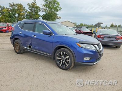 Czwarte zdjęcie samochodu z boku: 2018 NISSAN ROGUE S VIN:5N1AT2MV6JC706995 - miniatura