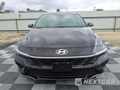 Piąte zdjęcie samochodu w środku: 2026 HYUNDAI ELANTRA SEL SPORT VIN:KMHLM4DG5TU225619 - miniatura