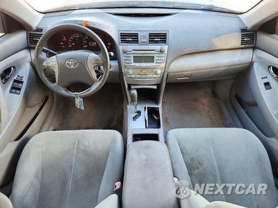 Zdjęcie 8 z 13 samochodu: 2007 TOYOTA CAMRY VIN:JTNBB46K173019907 - miniatura