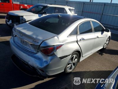 Trzecie zdjęcie samochodu z tyłu: 2008 HYUNDAI SONATA HYBRID VIN:KMHEC4A46BA011857 - miniatura