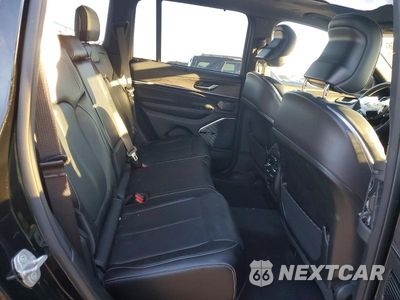 Zdjęcie 11 z 13 samochodu: 2022 JEEP GRAND CHEROKEE OVERLAND VIN:1C4RJHDG4N8628758 - miniatura