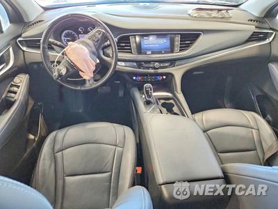 Zdjęcie 8 z 13 samochodu: 2021 BUICK ENCLAVE PREMIUM VIN:5GAEVBKW1MJ166033 - miniatura