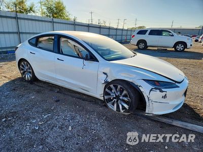 Czwarte zdjęcie samochodu z boku: 2024 TESLA MODEL 3 VIN:5YJ3E1EB1RF846232 - miniatura