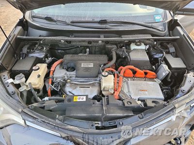 Zdjęcie 11 z 12 samochodu: 2018 TOYOTA RAV4 HYBRID LE VIN:JTMRJREV5JD181796 - miniatura