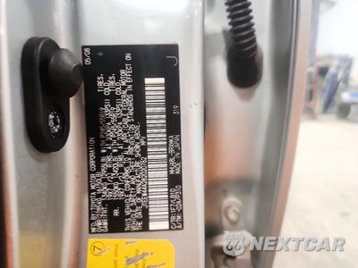 Zdjęcie 13 z 13 samochodu: 2008 TOYOTA HIGHLANDER HYBRID LIMITED VIN:JTEEW44A282020762 - miniatura
