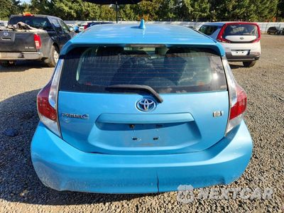 Zdjęcie 6 z 13 samochodu: 2016 TOYOTA PRIUS C FOUR VIN:JTDKDTB31G1135241 - miniatura