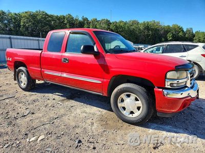Czwarte zdjęcie samochodu z boku: 2005 GMC NEW SIERRA K1500 VIN:1GTEK19B75E343859 - miniatura