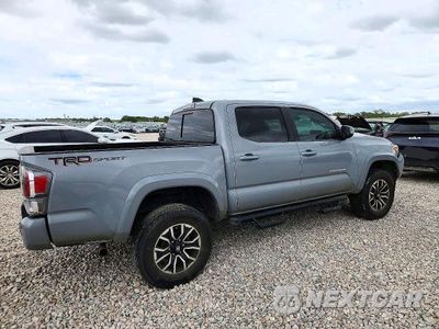 Trzecie zdjęcie samochodu z tyłu: 2020 TOYOTA TACOMA TRD SPORT VIN:5TFAZ5CN7LX094484 - miniatura