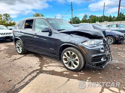 Czwarte zdjęcie samochodu z boku: 2016 BMW X5 XDRIVE50I VIN:5UXKR6C57G0J81440 - miniatura