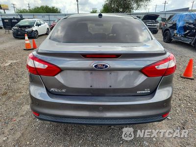 Zdjęcie 6 z 12 samochodu: 2014 FORD FOCUS SE VIN:1FADP3F26EL123224 - miniatura