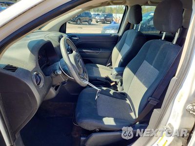 Zdjęcie 7 z 14 samochodu: 2014 JEEP COMPASS SPORT VIN:1C4NJCBA6ED576606 - miniatura