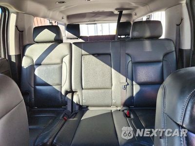 Zdjęcie 10 z 13 samochodu: 2020 CHEVROLET SUBURBAN C1500 LT VIN:1GNSCHKC8LR117497 - miniatura