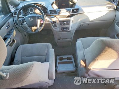 Zdjęcie 8 z 13 samochodu: 2015 HONDA ODYSSEY LX VIN:5FNRL5H28FB127347 - miniatura