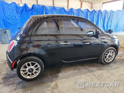 Trzecie zdjęcie samochodu z tyłu: 2015 FIAT 500 POP VIN:3C3CFFAR0FT561830 - miniatura