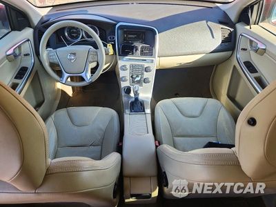 Zdjęcie 8 z 13 samochodu: 2013 VOLVO XC60 3.2 VIN:YV4952DL2D2393094 - miniatura