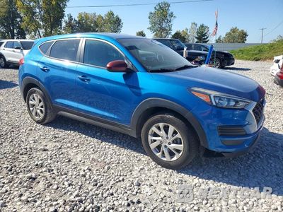 Czwarte zdjęcie samochodu z boku: 2019 HYUNDAI TUCSON SE VIN:KM8J23A42KU886315 - miniatura