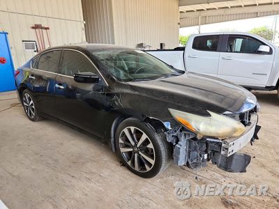 Czwarte zdjęcie samochodu z boku: 2016 NISSAN ALTIMA 2.5 SR VIN:1N4AL3APXGC281294 - miniatura