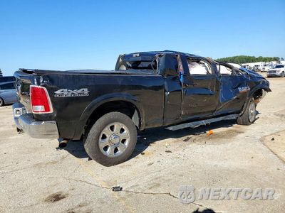 Trzecie zdjęcie samochodu z tyłu: 2018 RAM 2500 LARAMIE VIN:3C6UR5NL6JG328244 - miniatura