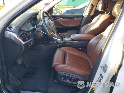 Zdjęcie 7 z 13 samochodu: 2015 BMW X5 XDRIVE50I VIN:5UXKR6C50F0J76093 - miniatura