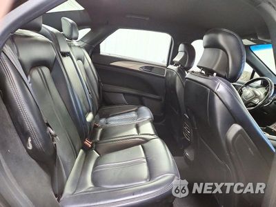 Zdjęcie 10 z 12 samochodu: 2019 LINCOLN MKZ VIN:3LN6L5A92KR620830 - miniatura