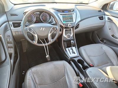 Zdjęcie 8 z 12 samochodu: 2012 HYUNDAI ELANTRA LIMITED VIN:KMHDH4AE5CU433415 - miniatura