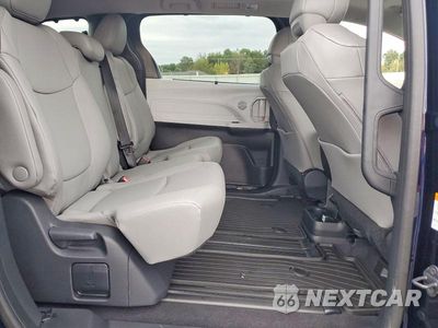 Zdjęcie 11 z 13 samochodu: 2026 TOYOTA SIENNA XLE 8-PASSENGER VIN:5TDYRKEC8TS343129 - miniatura