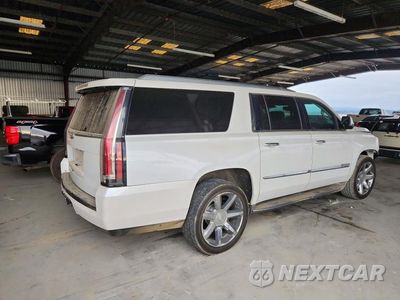Trzecie zdjęcie samochodu z tyłu: 2016 CADILLAC ESCALADE ESV LUXURY VIN:1GYS4HKJ1GR354725 - miniatura