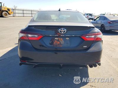 Zdjęcie 6 z 13 samochodu: 2022 TOYOTA CAMRY SE VIN:4T1G11AK7NU696904 - miniatura