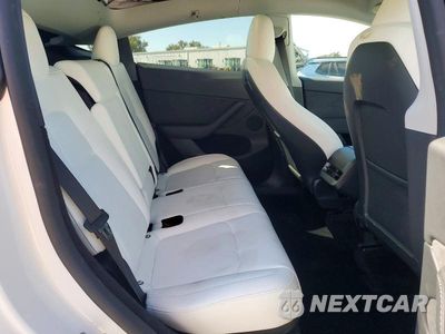 Zdjęcie 10 z 12 samochodu: 2024 TESLA MODEL Y VIN:7SAYGDEE2RF062091 - miniatura