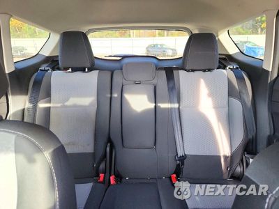 Zdjęcie 10 z 13 samochodu: 2017 FORD ESCAPE SE VIN:1FMCU9GD3HUC30243 - miniatura