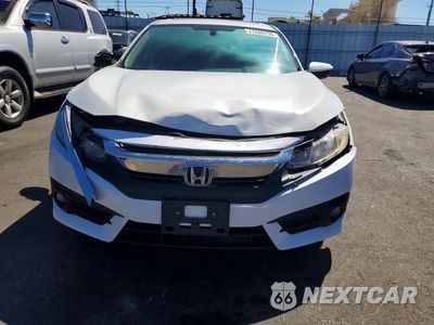 Piąte zdjęcie samochodu w środku: 2017 HONDA CIVIC EX VIN:2HGFC1F39HH654853 - miniatura