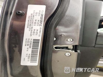 Zdjęcie 12 z 12 samochodu: 2014 CHRYSLER 300 VIN:2C3CCARG9EH328003 - miniatura