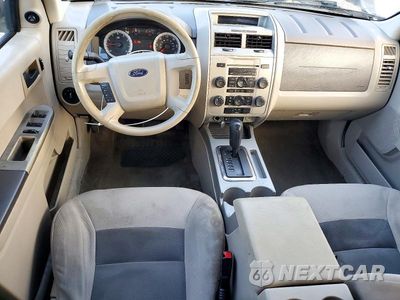 Zdjęcie 8 z 13 samochodu: 2008 FORD ESCAPE XLT VIN:1FMCU93178KD99365 - miniatura