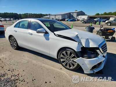 Czwarte zdjęcie samochodu z boku: 2018 MERCEDES-BENZ E 300 VIN:WDDZF4JBXJA485598 - miniatura