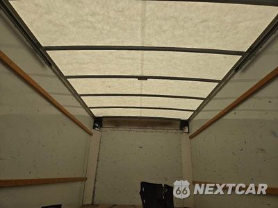 Zdjęcie 10 z 13 samochodu: 2023 GMC SAVANA BOX TRUCK VIN:7GZ37TC72PN001976 - miniatura