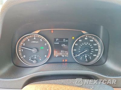 Zdjęcie 9 z 12 samochodu: 2018 HYUNDAI ELANTRA SE VIN:5NPD74LF3JH394943 - miniatura