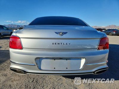 Zdjęcie 6 z 13 samochodu: 2020 BENTLEY FLYING SPUR VIN:SCBBB6ZG7LC082479 - miniatura