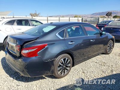 Trzecie zdjęcie samochodu z tyłu: 2018 NISSAN ALTIMA 2.5 SV VIN:1N4AL3AP7JC141159 - miniatura