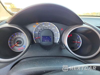 Zdjęcie 9 z 12 samochodu: 2010 HONDA FIT SPORT VIN:JHMGE8H48AC040721 - miniatura
