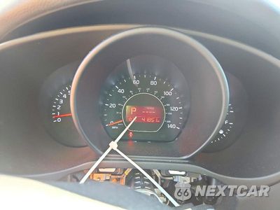 Zdjęcie 9 z 12 samochodu: 2014 KIA SOUL BASE VIN:KNDJN2A21E7085236 - miniatura
