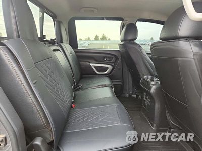 Zdjęcie 10 z 12 samochodu: 2018 NISSAN TITAN XD SL VIN:1N6BA1F4XJN537238 - miniatura