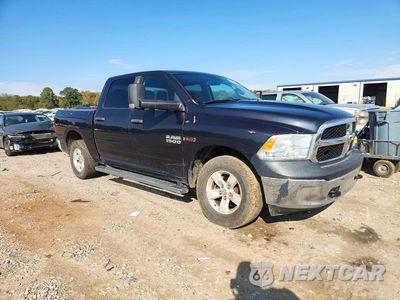 Czwarte zdjęcie samochodu z boku: 2018 RAM 1500 ST VIN:1C6RR7KM4JS268570 - miniatura