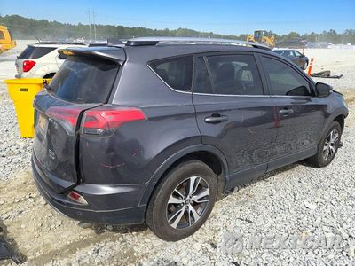 Trzecie zdjęcie samochodu z tyłu: 2018 TOYOTA RAV4 XLE VIN:JTMRFREV7JJ734290 - miniatura