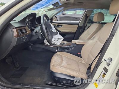 Zdjęcie 7 z 12 samochodu: 2009 BMW 328 I VIN:WBAPH73559E128447 - miniatura